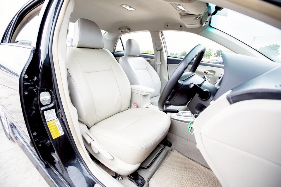 Toyota Altis 1.6E CNG ปี 2011 สีดำ   12