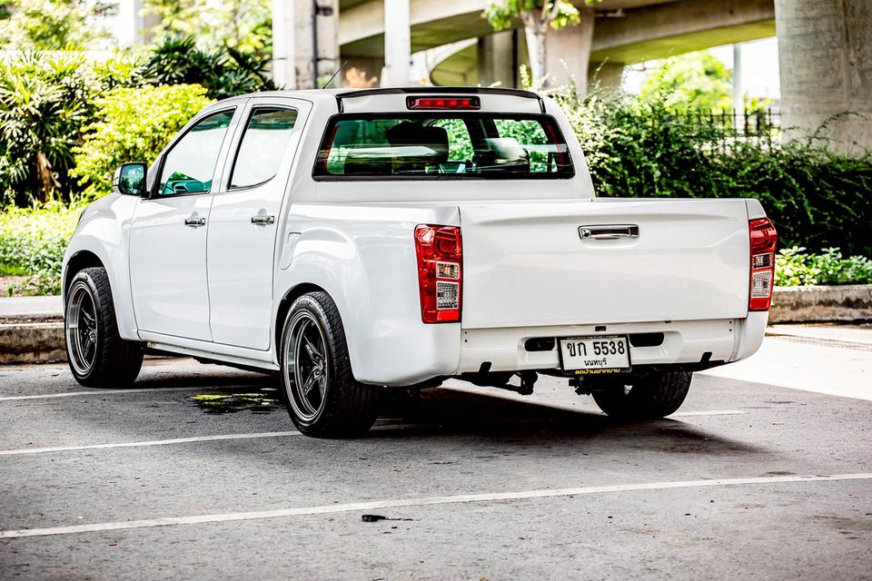 ISUZU D-MAX Double Cab 1.9 Ddi ปี 2016 สีขาว  9
