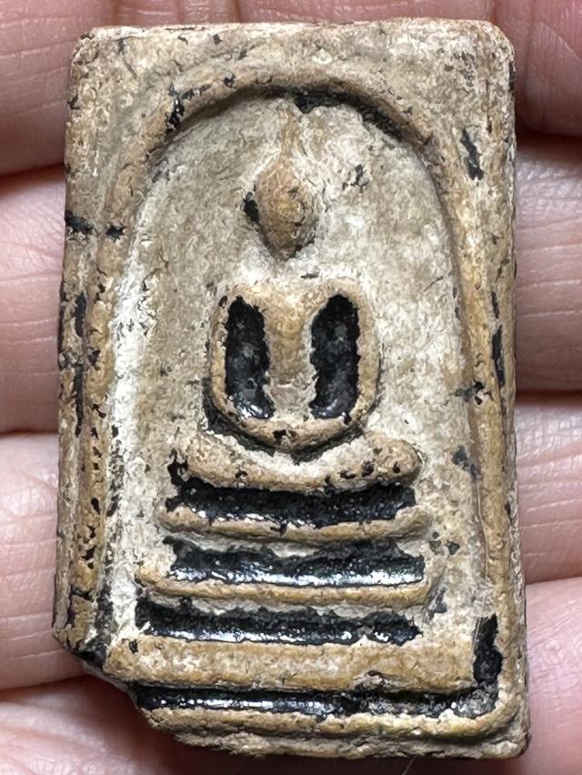 พระสมเด็จพิมพ์ใหญ่ มีคราบรัก 7