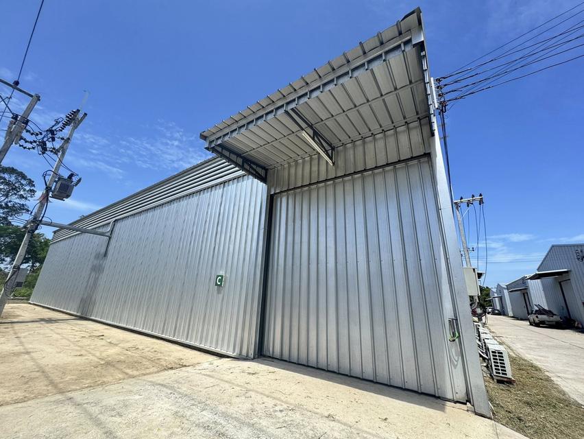 ให้เช่า โกดังสำเร็จรูป 11โกดัง 300-900 ตรม พื้นที่รวมกว่า 5,000 ตรม.บางละมุง 9