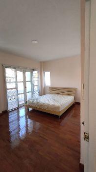 ให้เช่า บ้านเดี่ยว บ้านเดี่ยวศรีราชาพาร์ควิว 150 ตรม. 75 ตร.วา 3