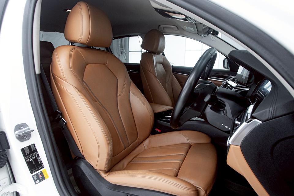 ✨ BMW SERIES 5 530e 2.0 HIGHLINE G30 AT ปี 2020 Plug-in Hybrid รูปที่ 17