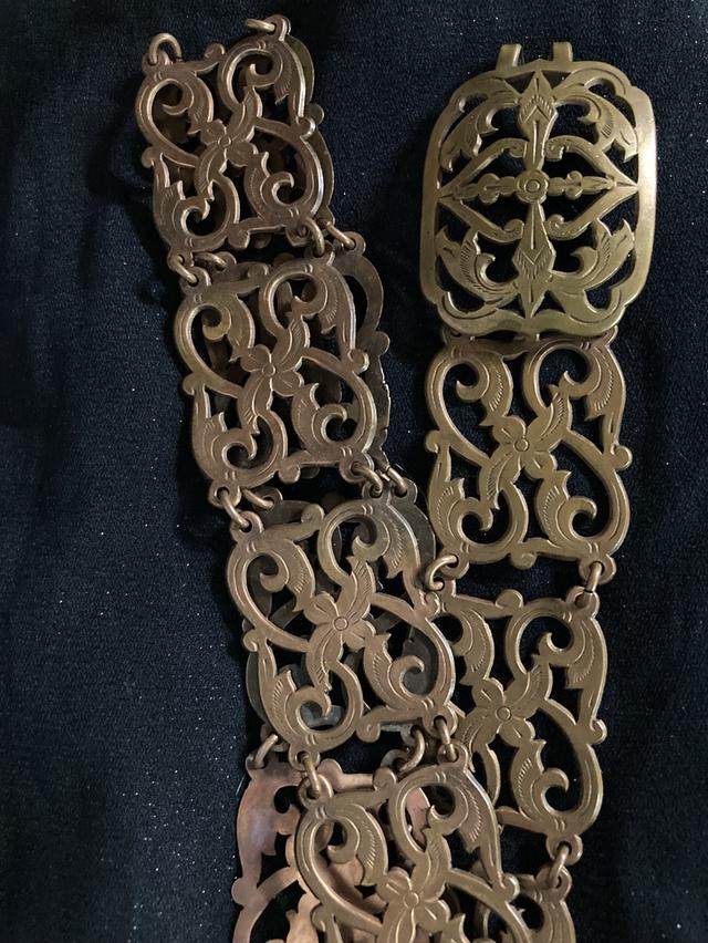 เข็มขัดทองเหลืองเก่า 6