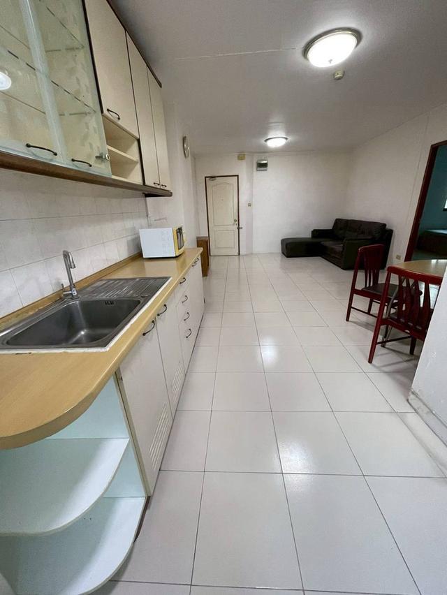 Sathorn Suite Condo (สาทรแฮปปี้แลนด์ คอนโด) 3