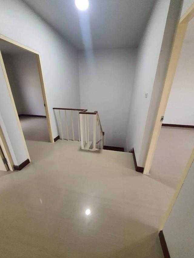 ขายบ้านทาวน์เฮ้าส์มุมด่วน 15