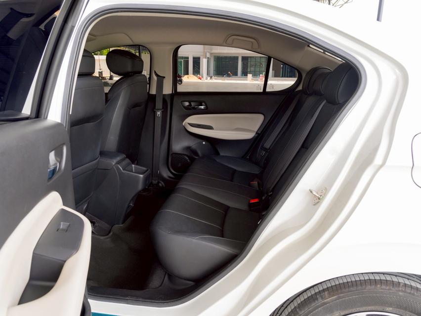 รหัสรถ 12AT102 HONDA CITY TURBO 1.0 SV | ปี : 2020 18