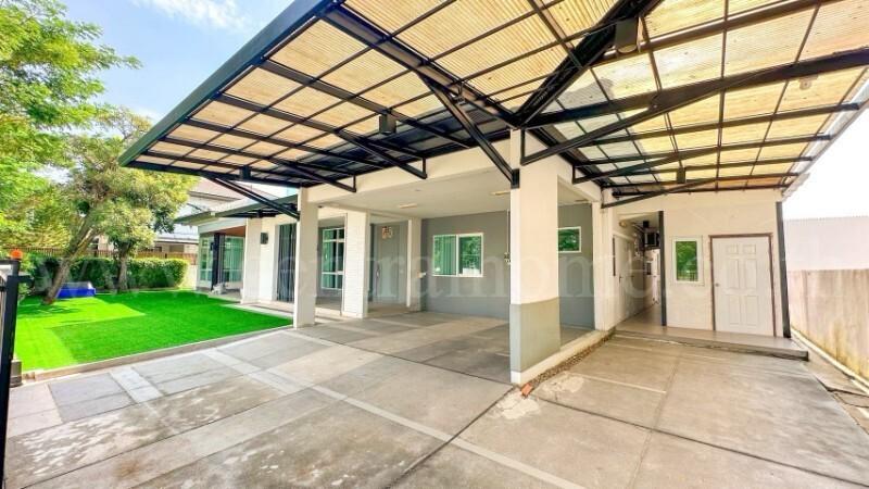 บ้านเดี่ยว มัณฑนา วงแหวน - บางบอน วิวทะเลสาบ Type ใหญ่ที่สุดในโครงการ 3