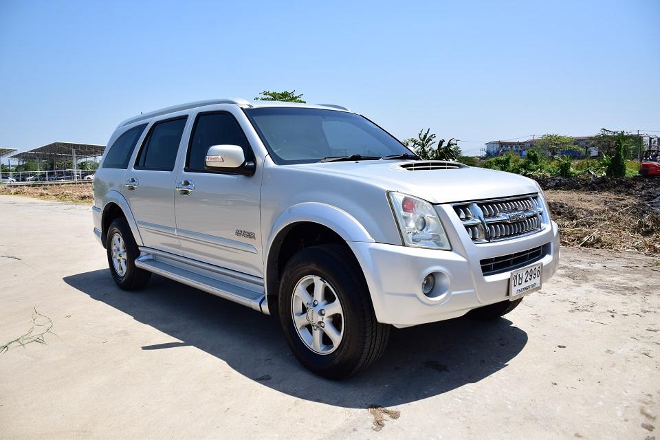 ขายรถครอบครัว ISUZU MU7 primo ตัวท็อป ปี2008 พร้อมใช้งานเกียร์ออโต้ 3.0VGS TURBO เบาะหนังแท้ 3ตอนแอร์หลังคา จอทัสกรีน จอกลางเครื่องนิ่มๆ โทร0957401229