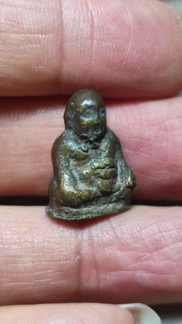 รูปหล่อเก่า หลวงพ่อเอม วัดคลองโป่ง รุ่นแรก สุโขทัย รูปที่ 3