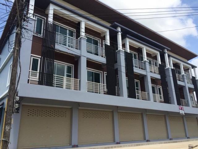 ต้องการขาย อาคาร อาคารพาณิชย์ แม่สอด จ.ตาก 3499999 บ. 3BEDROOM พื้นที่ 22 sq.wa ไม่ไกลจาก เมกาโฮม แม่สอด 60 เมตร และห่าง 3