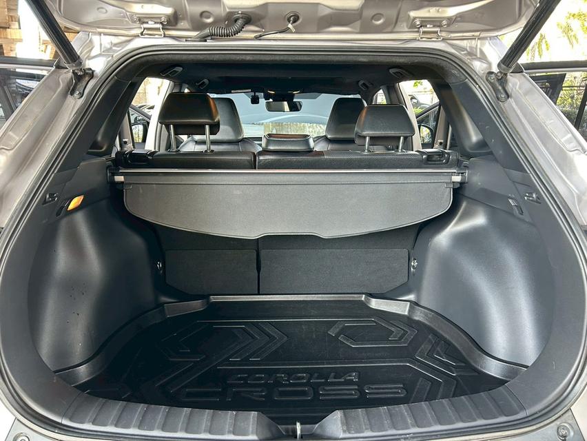 ขายรถ Toyota Corolla Cross 1.8 HEV Premium ปี 2020 สีเทา เกียร์ออโต้ รูปที่ 19