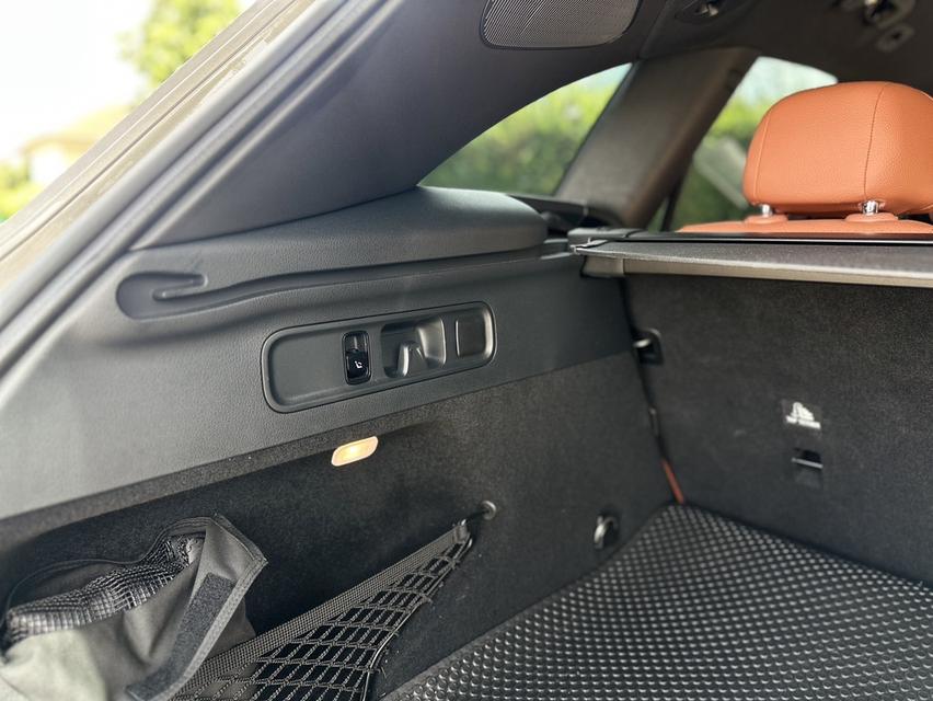Mercedes-Benz GLC 220d 4MATIC Avantgarde ปี 2025 15