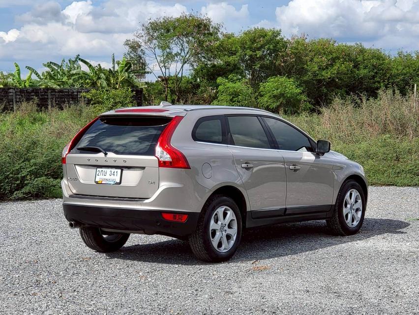 รหัสรถ NC341 VOLVO XC60 D4 Turbo (Diesel) เกียร์ไฟฟ้า 4