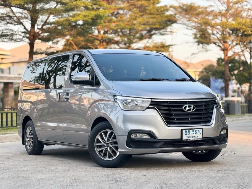 🏆 Hyundai H1 Touring A/T 2019 รหัส AVA5670 5