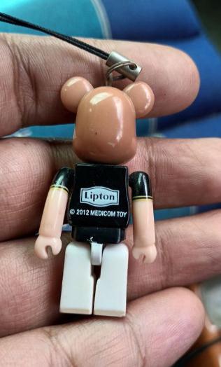 พวงกุญแจ Bearbrick 2012 3