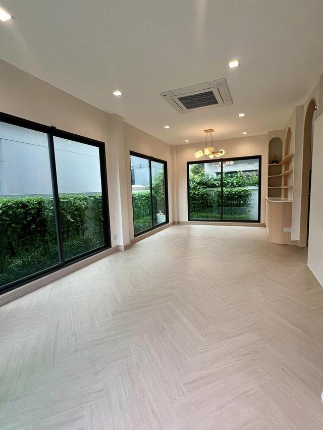 🏡 ขายบ้านเดี่ยว 2 ชั้น บางกอก บูเลอวาร์ด พระราม 5 บ้านใหม่ไม่เคยเข้าอยู่ ตกแต่งเฟอร์บิ้วอินเรียบร้อยแล้ว 9
