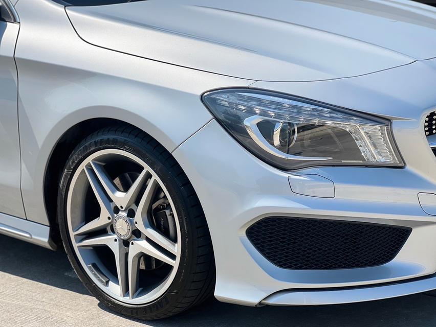 Mercedes Benz CLA250 AMG ปี 2013 จด 14 ไมล์ 6x ,xxx km