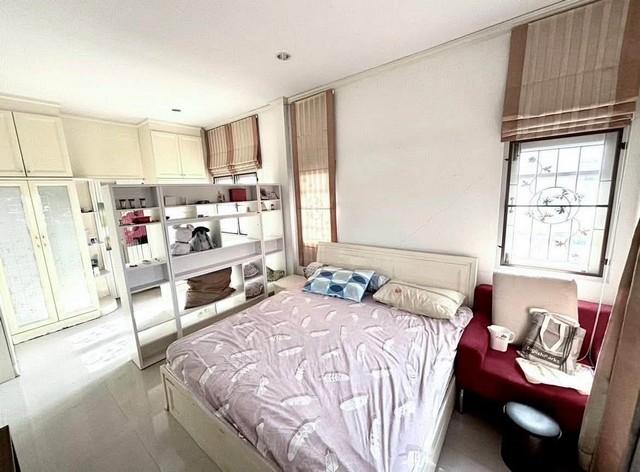 บ้านเดี่ยว 100 ตรว 3 ห้องนอน 3 ห้องน้ำ จอดรถในบ้านได้ 4 คัน ย่านตลิ่งชันเขตทวีวัฒนา กรุงเทพมหานคร 3