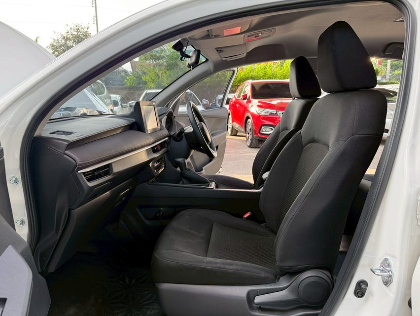 Toyota YARIS ATIV 1.2 Sport AT ปี 2024 รถสวยมือเดียว ไมล์น้อย 17