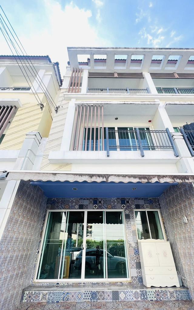 ให้เช่า ทาว์นโฮม 3 ชั้น ม.กลางเมือง เออบาร์เนียน เกษตร นวมินทร์ ซ.ลาดปลาเค้า 79 1