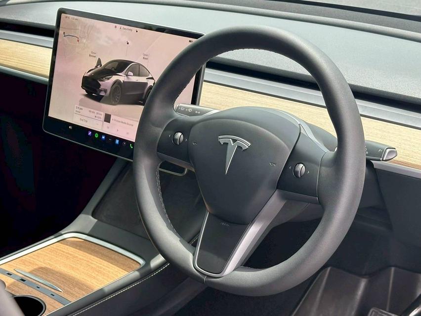 Tesla Model Y Long Range 2023  10