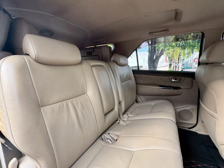 ขาย Toyota Fortuner 3.0V 4wd ปี12 11
