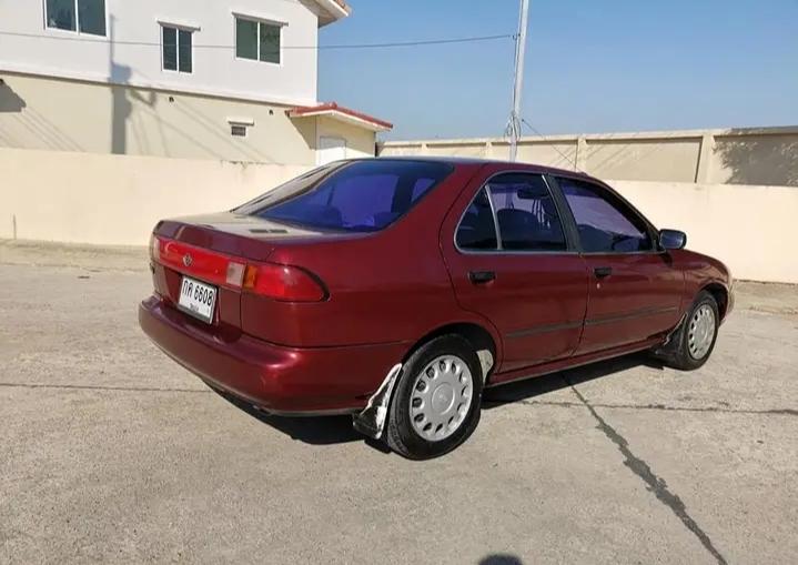 Nissan Sunny B14 สีแดง 2