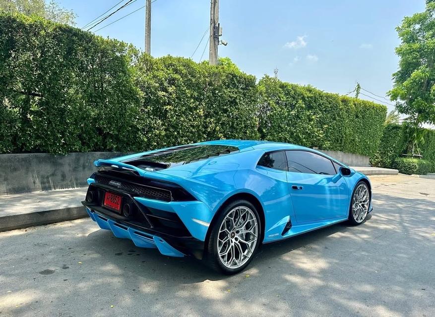 Lamborghini Huracan 2022 สีฟ้า 4