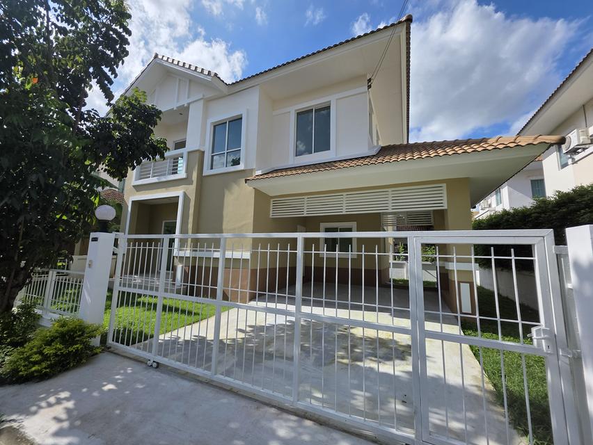 บ้านเดี่ยว 2 ชั้น โครงการแลนซีโอ รามอินทรา 12