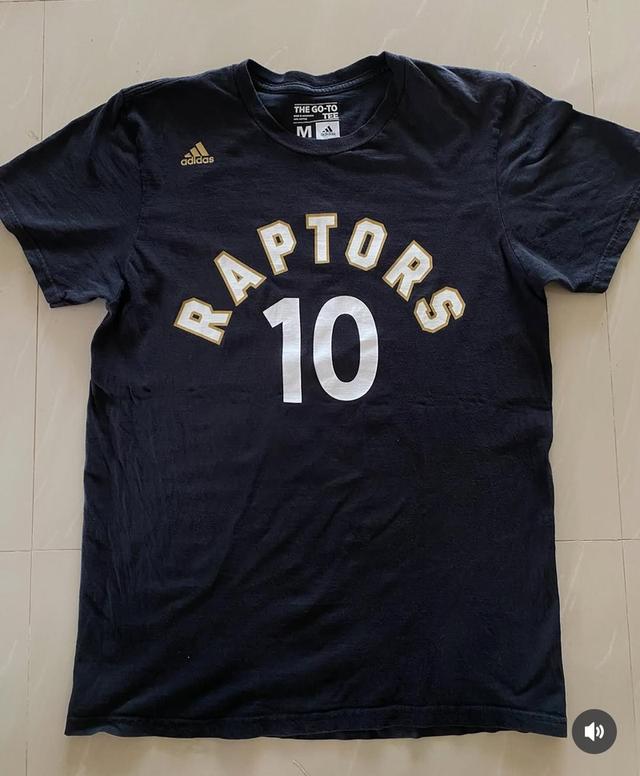 เสื้อมือสอง วินเทจสวยไม่ตกเทรนเเน่นอน