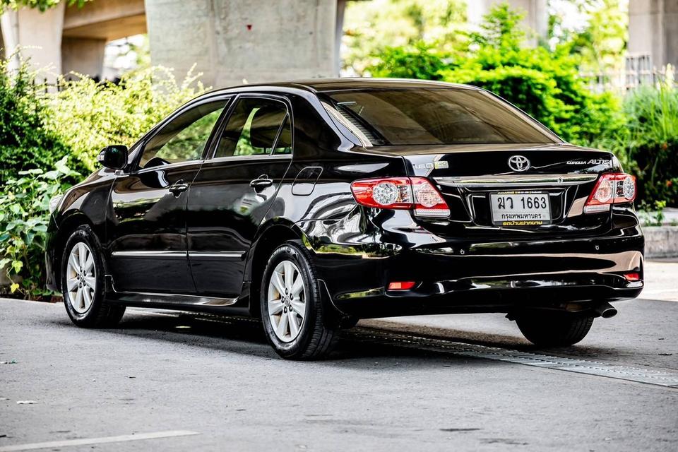 Toyota Altis 1.6E CNG ปี 2012 สีดำ มือเดียวป้ายแดง 10