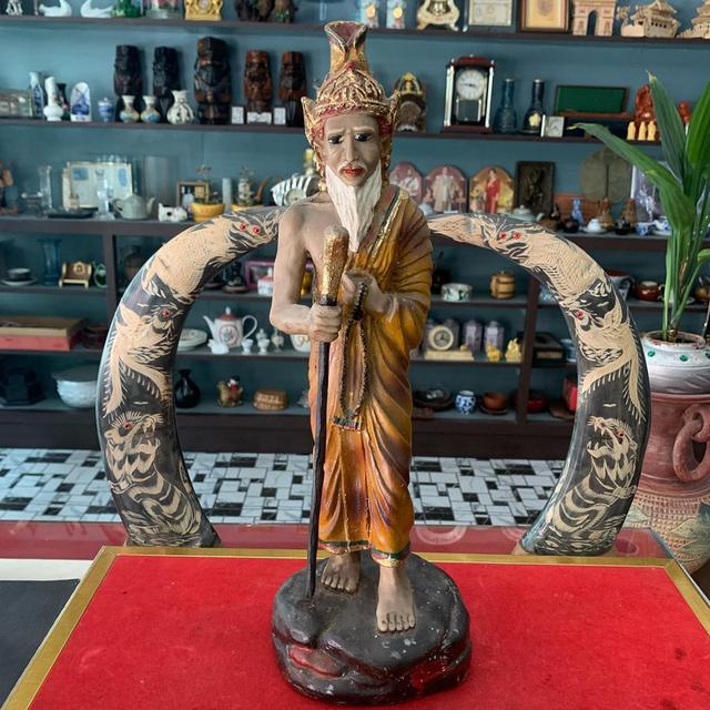 พระฤาษี เนื้อเรซิน 2