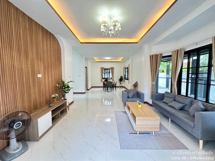 ฟลอร่าวิลล์ สุวินทวงศ์ 2