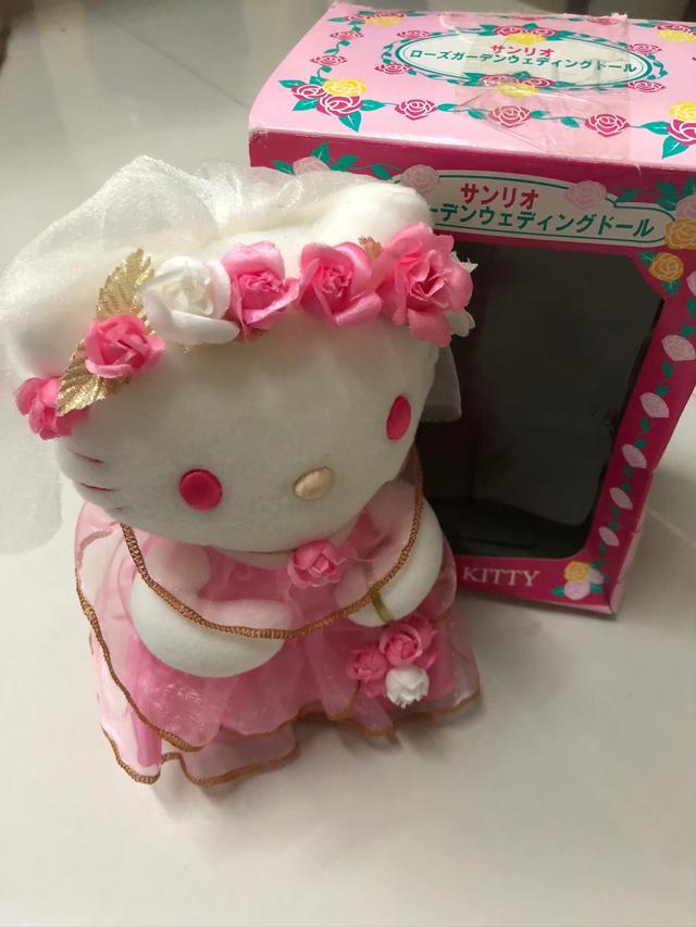 hello kitty 4