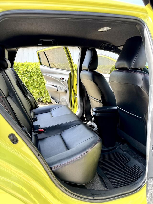 Yaris 1.2 G ปี 18 จด 19 ท็อปสุด รถสวย เจ้าของเดียว  6