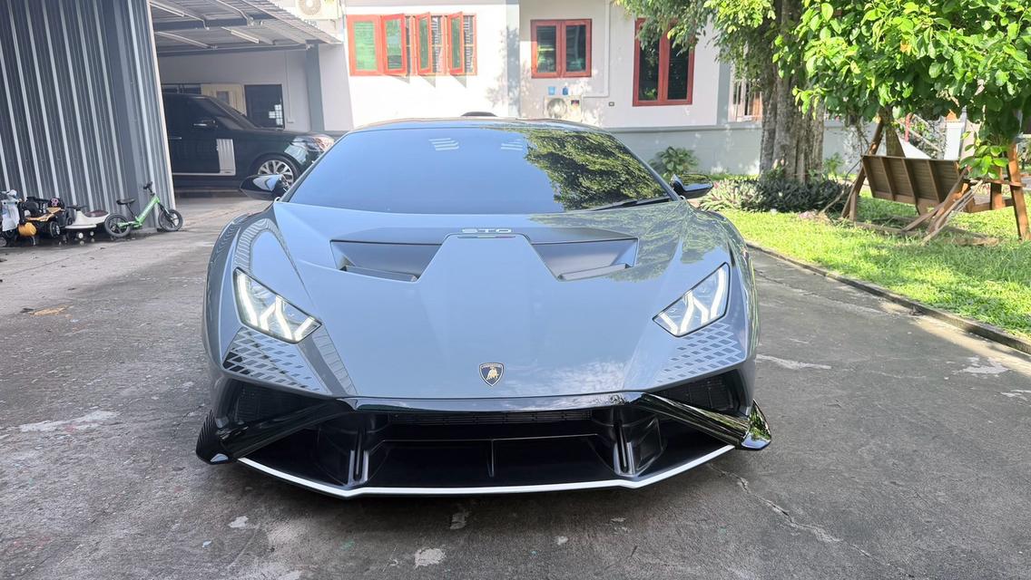 Lamborghini huracan STO ปี 2022