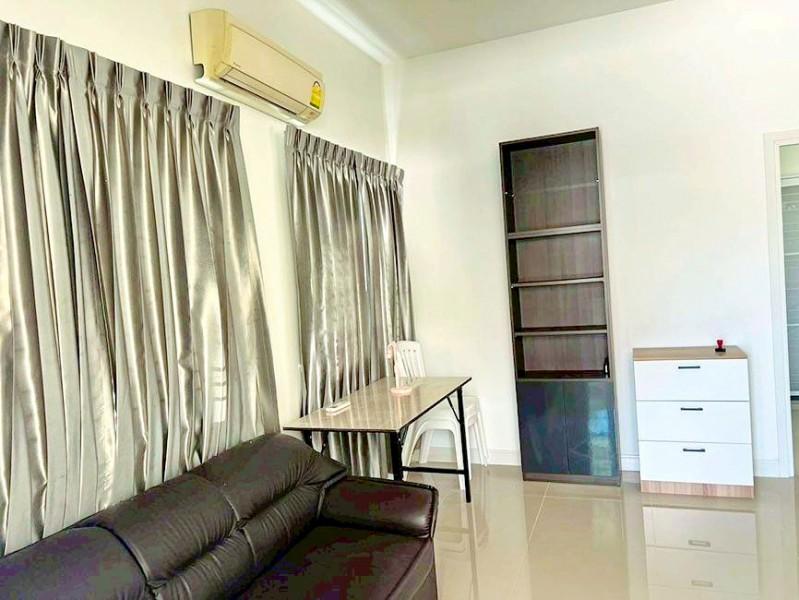 บ้านเดี่ยวชั้นเดียว 2 นอน ใกล้โรบินสัน บ้านฉาง 900 ม.พร้อมแอร์ 2 น้ำ สไตล์ทัสคานี ทำเลบ้านฉาง ติดถนนสุขุมวิท และสิ่งอำนว 5
