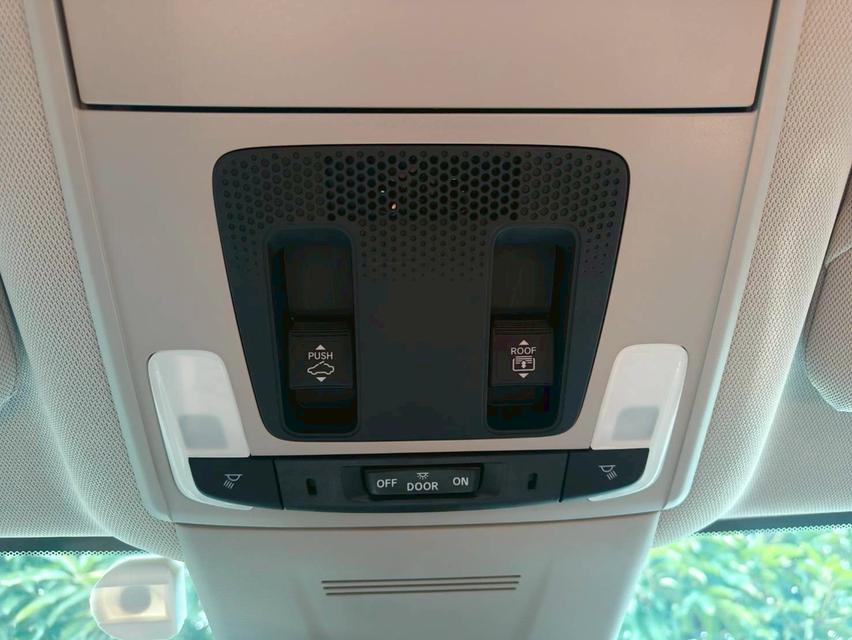 รหัสรถ KP53 CRV e:HEV 2.0 ES ตัว Top สุด Sunroof สีขาว โฉม MNC  13