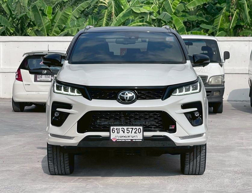 Toyota Fortuner 2.8GR 4wd ปี22 รูปที่ 2