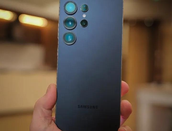 ขาย Galaxy S25 Ultra สวยๆ 4