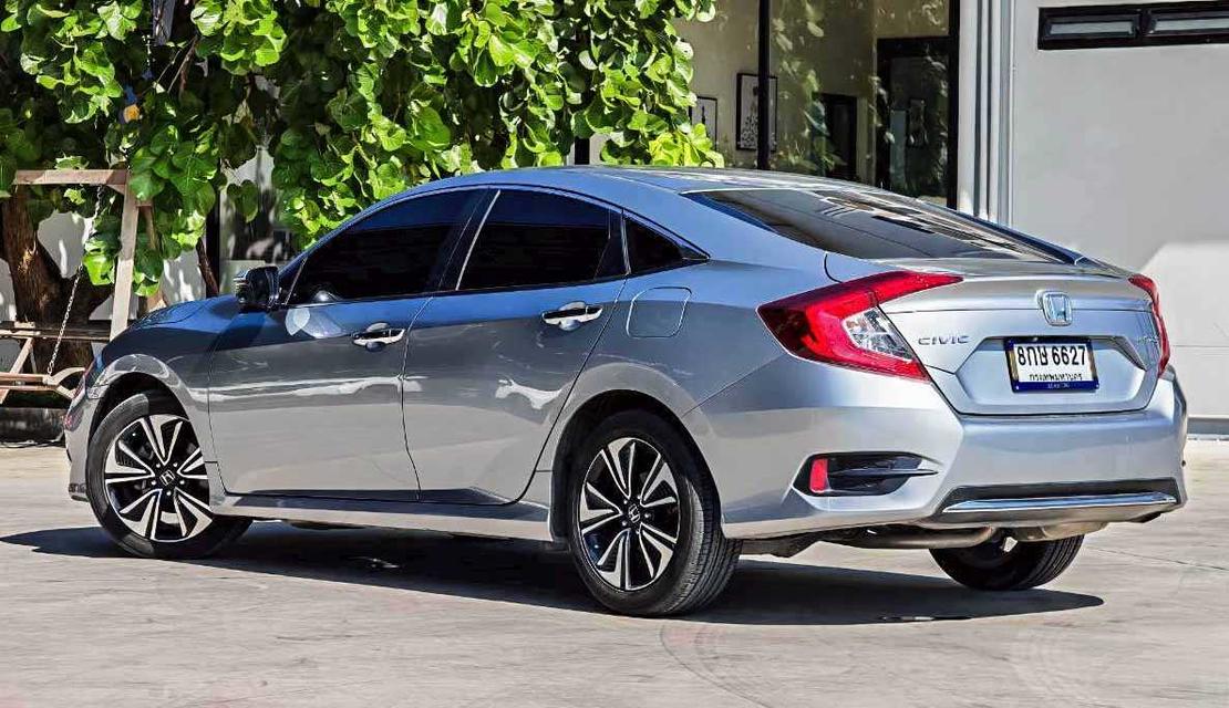 2019 HONDA CIVIC 1.8EL FC 14
