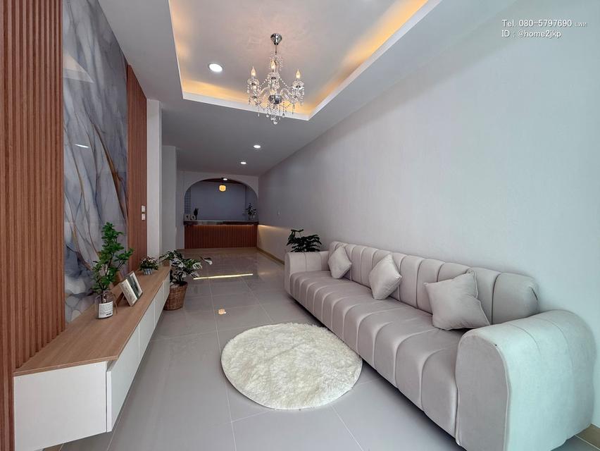 หมู่บ้านเพ็ญศิริ 4 เลียบวารี หนองจอก บ้านรีโนเวทใหม่ ต้นซอย โซนหนองจอก 3