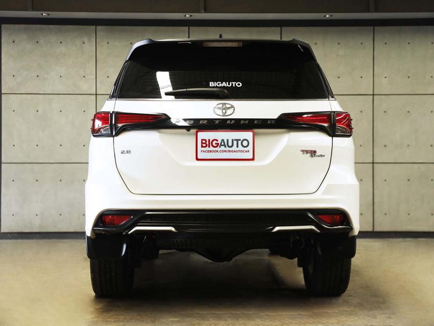2020 Toyota FORTUNER 2.8 (ปี 15-25) TRD Sportivo SUV AT รูปที่ 6