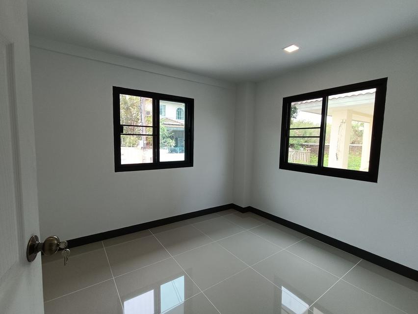 บ้านเดี่ยว ลาดกระบัง คุ้มเกล้า หมู่บ้านชัยพฤกษ์ 1 บ้าน 4 ห้องนอนแถมเฟอร์นิเจอร์ครบชุดนัดชมบ้าน 085-318-6868 คุณวา 9