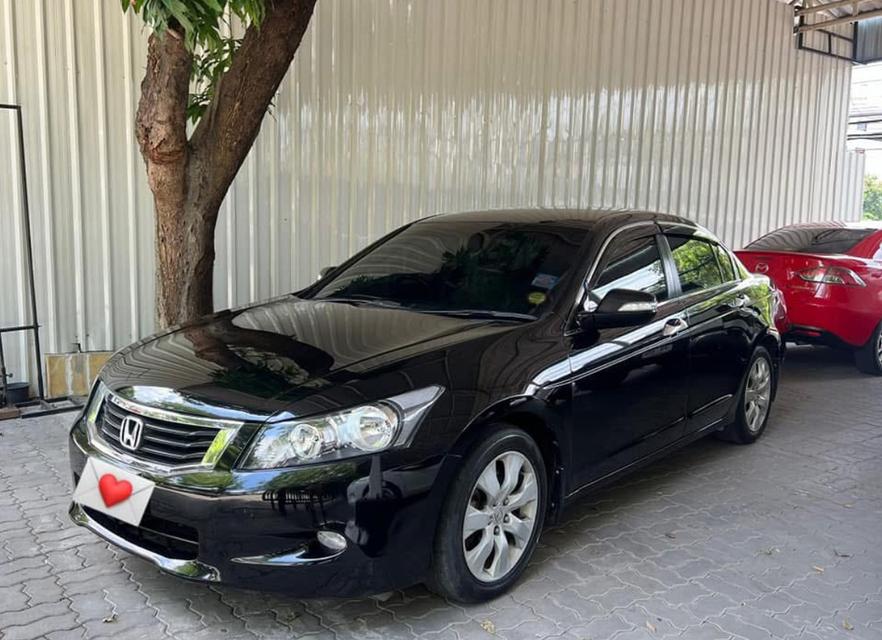 Honda Accord ปี 2010 สีดำ 2