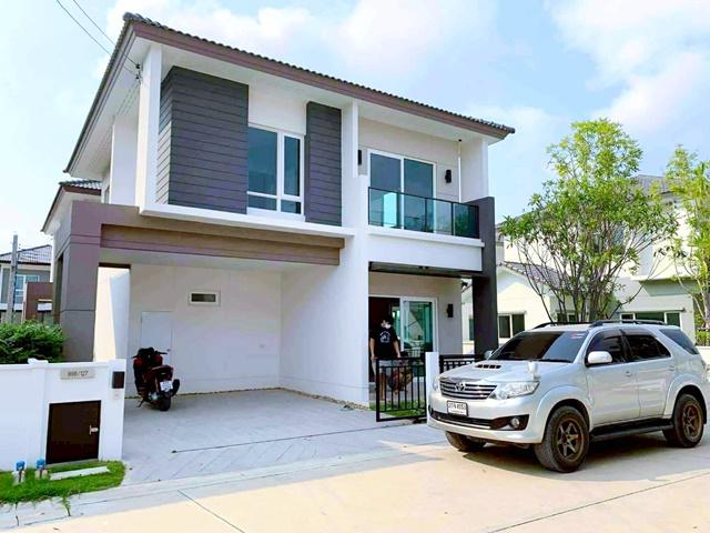ให้เช่าคฤหาสน์ บ้านเดี่ยว 2 ชั้น 4นอน 52ตร.วา. 202ตร.ม. เซนโทร ประชาอุทิศ 90 แม็กซ์แวลู ประชาอุทิศ 1.7 กม. 1