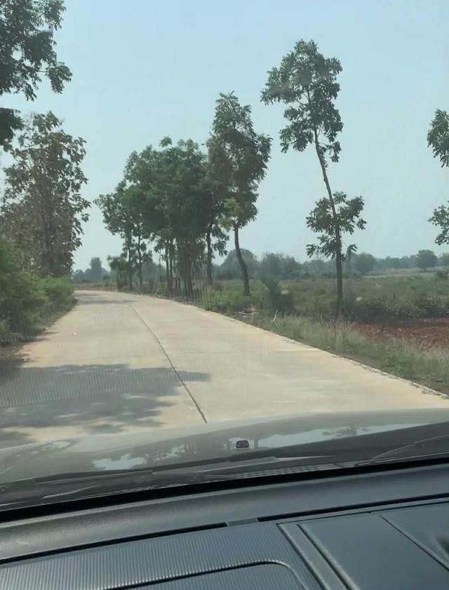ขายที่ดินโฉนดครุฑแดง ในอำเภอสูงเนิน ทางด่วน m6 ผ่าน และกำลังจะมีรถไฟความเร็วสูง  8