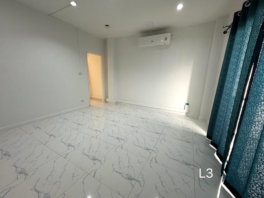 เซ้งคลินิกความงาม ร้านเสริมสวย สปา โรงเรียนสอนความงาม เป็นอาคารพาณิชย์ 4 ชั้น ตึก Stand alone ตึกติดถนนหลักในแหล่งชุมชน เจ้าของปล่อยเอง 17