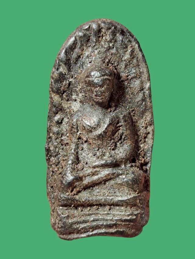 พระรอด เปิดแบ่งปันค่ะ