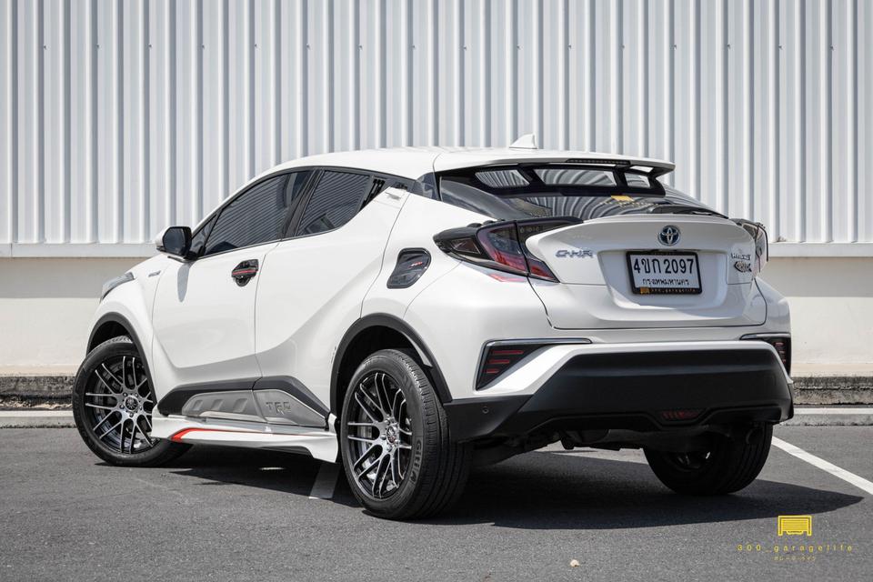 TOYOTA CHR TRD 1.8 HYBRID 2018  6